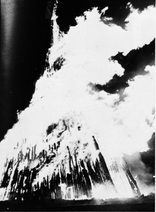 World's tallest bonfire at Texas A&M in 1969